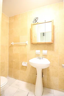 Rented by Keller Williams NYC | media 24