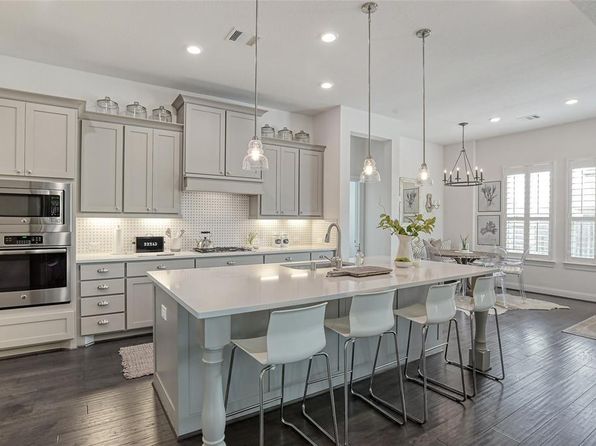 8910 Vineyard Valley Ct