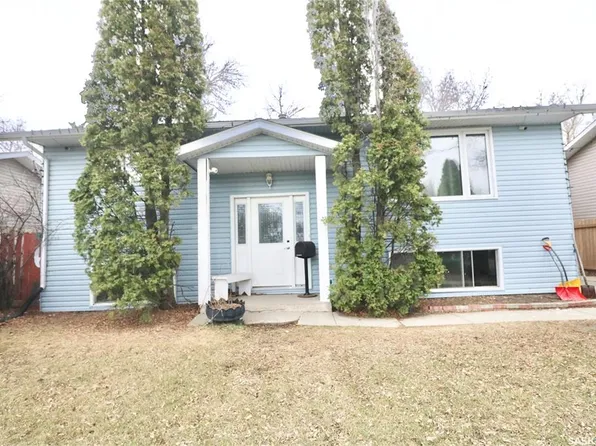 6507 1st AVENUE N, Regina, SK S4T 7C2