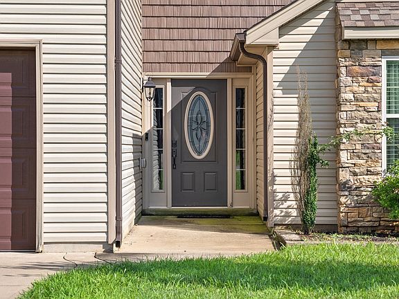 3rd image of 1280 Freedom Dr