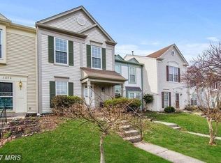 3096 McGrane Ct, Herndon, VA 20171