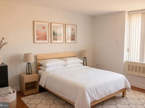 800 4th St SW APT S605, Washington, DC 20024