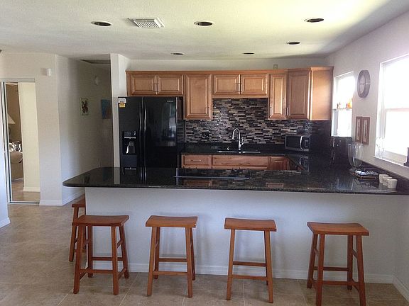 2nd image of 22449 Glen Ave