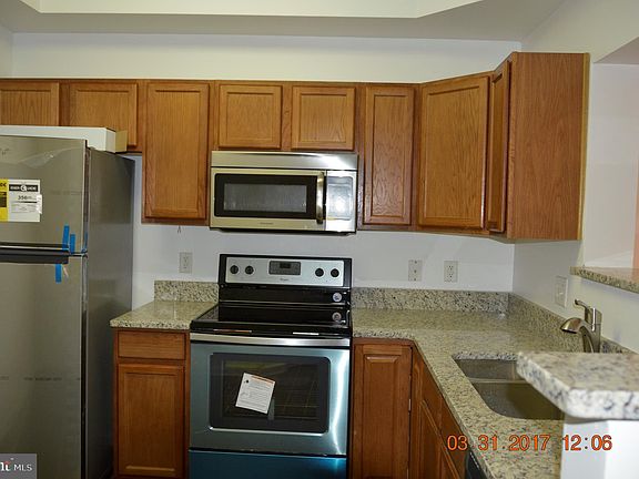 5th image of 1946 Palonia Ct