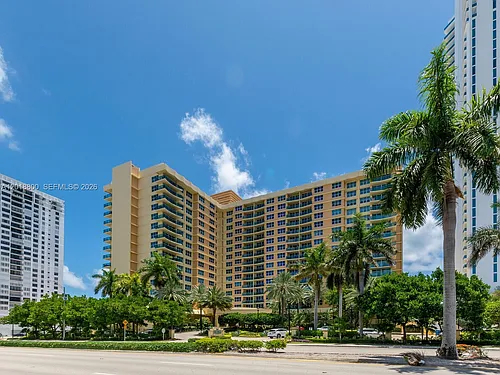 2501 S Ocean Dr #1533 Photo 1