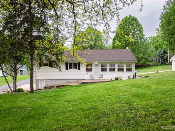 1515 E Road Seven St, Edgerton, WI 53534