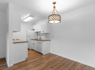 402 Boardwalk Ave APT 13, San Bruno, CA 94066