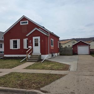 1123 Marian St, Winona, MN, 55987
