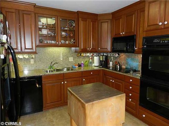 5th image of 9003 Coralberry Pl