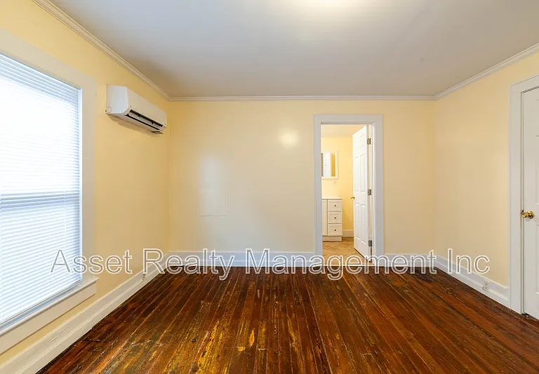 1443 N 4th Ave — Photo 14