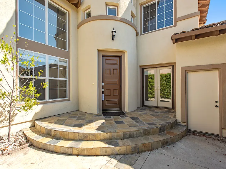 6 Westchester Ct — Photo 38