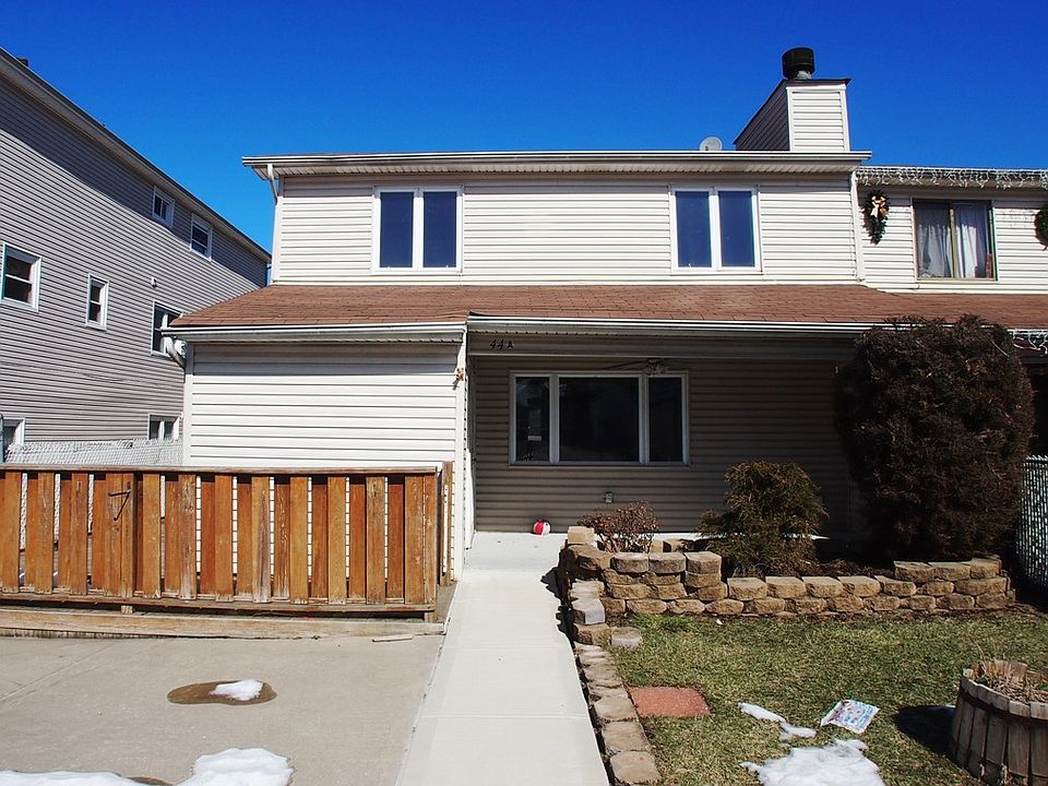 1st image of 44 Ada Dr #29