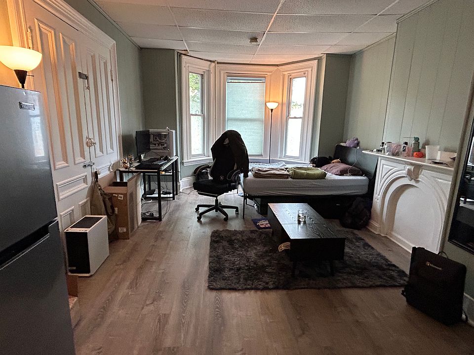 2nd image of 50 Highland Ave APT 1