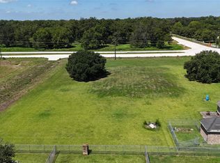 3745 Clayhead Rd, Richmond, TX 77406