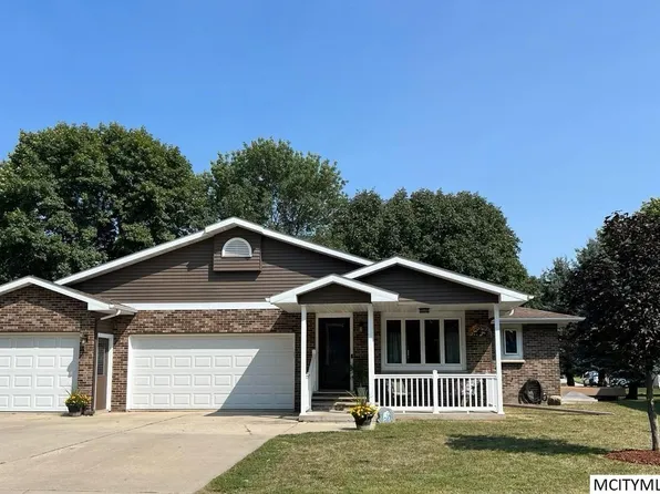 1502 N 23rd St, Clear Lake, IA 50428