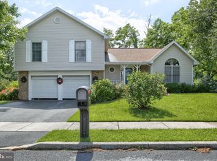 119 Mountain View Dr, Enola, PA 17025