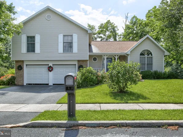 119 Mountain View Dr, Enola, PA 17025