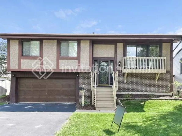 1307 Foxcroft Dr, Aurora, IL 60506