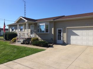 620 Larwill St, Crestline, OH 44827