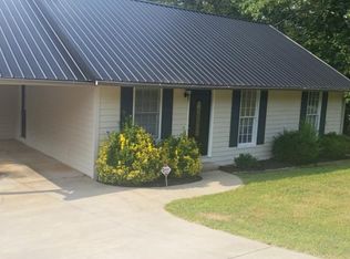 2915 Oconee Cir, Gainesville, GA 30507