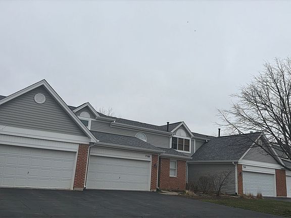 3rd image of 718 Daybreak Ln