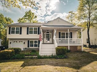 60 Melanie Hollow Ln, Fredericksburg, VA 22405
