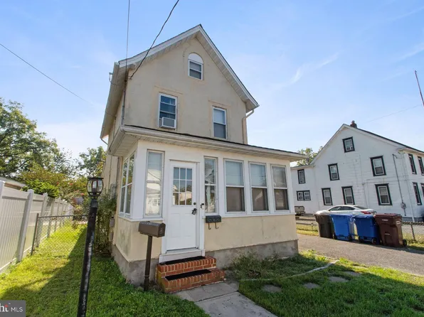 234 Hooker St, Riverside, NJ 08075