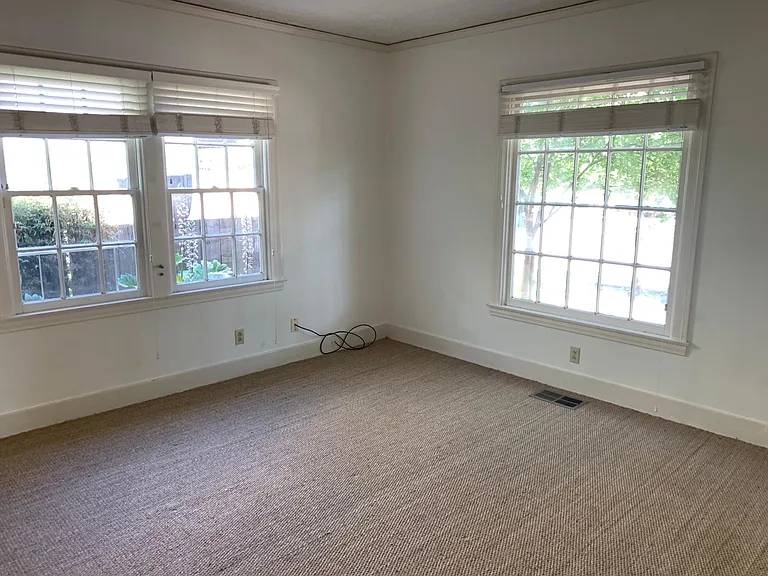 216 Haydon St — Photo 3