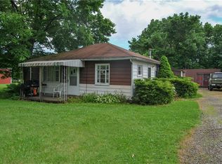 936 Ekastown Rd, Saxonburg, PA 16056