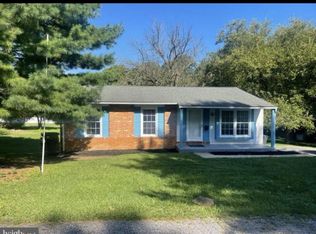 30 Cedarmere Rd, Owings Mills, MD 21117