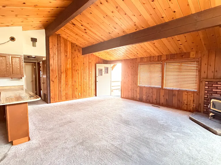 25316 Marion Ridge Dr — Photo 16