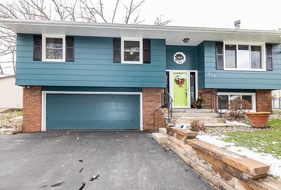 1st image of 2114 Burke Ave E