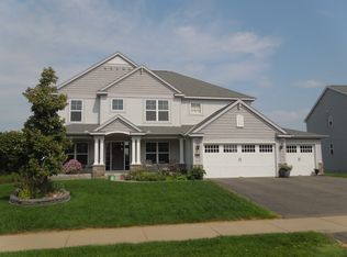 3779 Whitetail Dr, Shakopee, MN 55379
