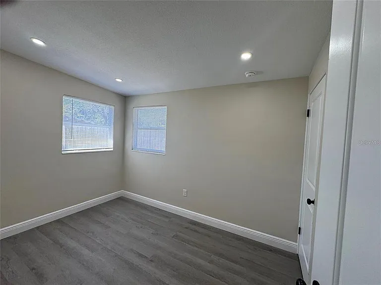 7039 Lenox Dr — Photo 11