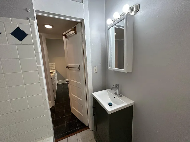 1537 Gaylord St #2 — Photo 15
