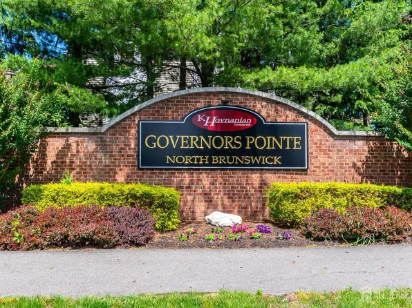 272 Kempsey Dr, North Brunswick, NJ 08902