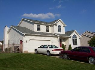 5244 Aspen Meadow Dr, Ravenna, OH 44266