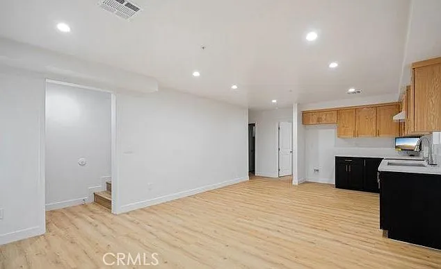 10422 1/2 Graham Ave — Photo 26