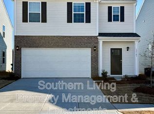 12415 Lady Bell Dr, Charlotte, NC 28278