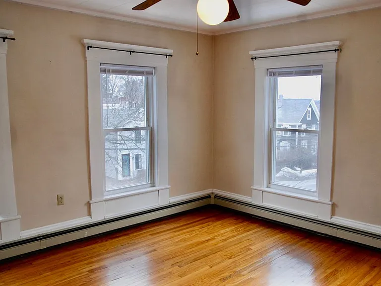 17 Hanover St — Photo 10