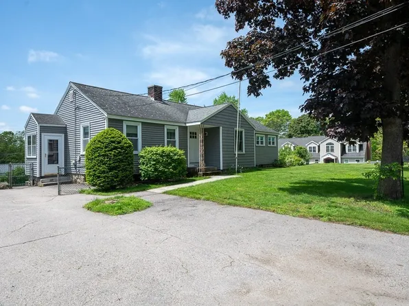 33 Overlook Ave, Shrewsbury, MA 01545