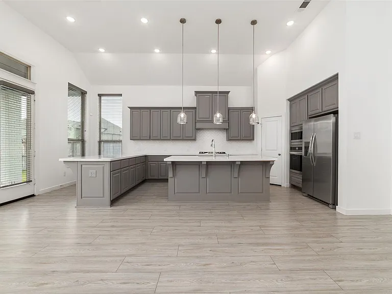 7315 Camden Crestwood Way — Photo 12