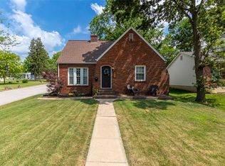 311 8th St, Crystal City, MO 63019