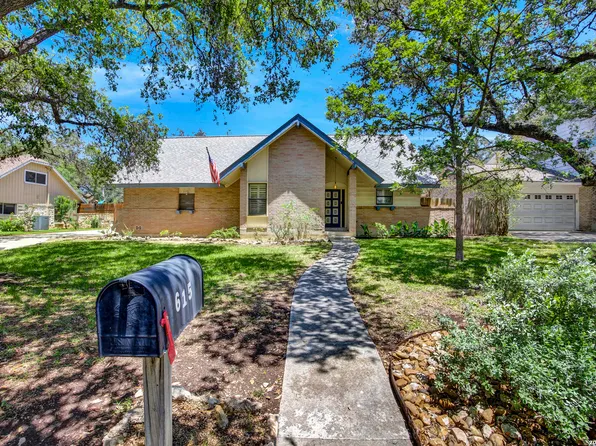 615 SERENADE DR, San Antonio, TX 78216