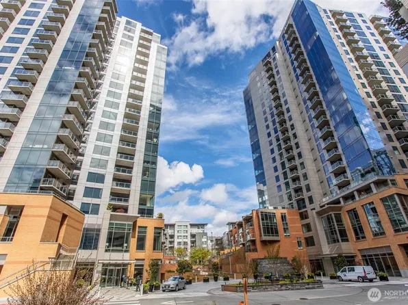 10610 NE 9th Place #1104, Bellevue, WA 98004