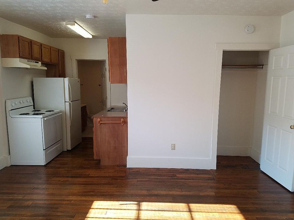 Kitchen & Bath Behind Kitchen