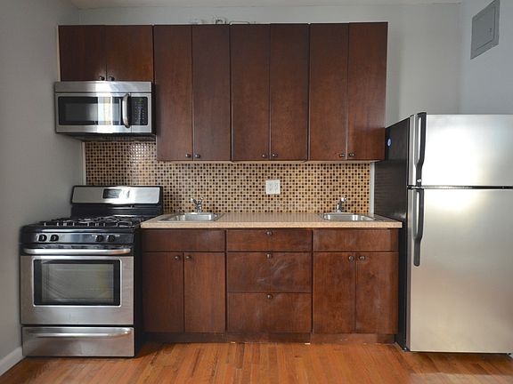 4th image of 511 W 186th St APT A1