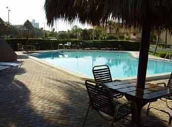 2nd image of 255 Dolphin Pt APT 511