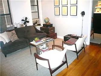 Rented by R New York