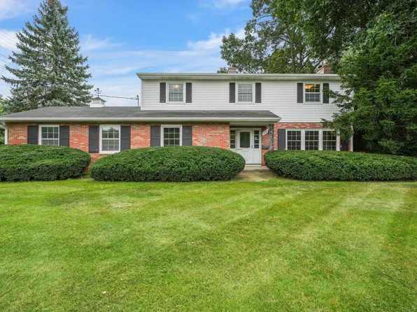 500 Frost Woods Rd, Monona, WI 53716